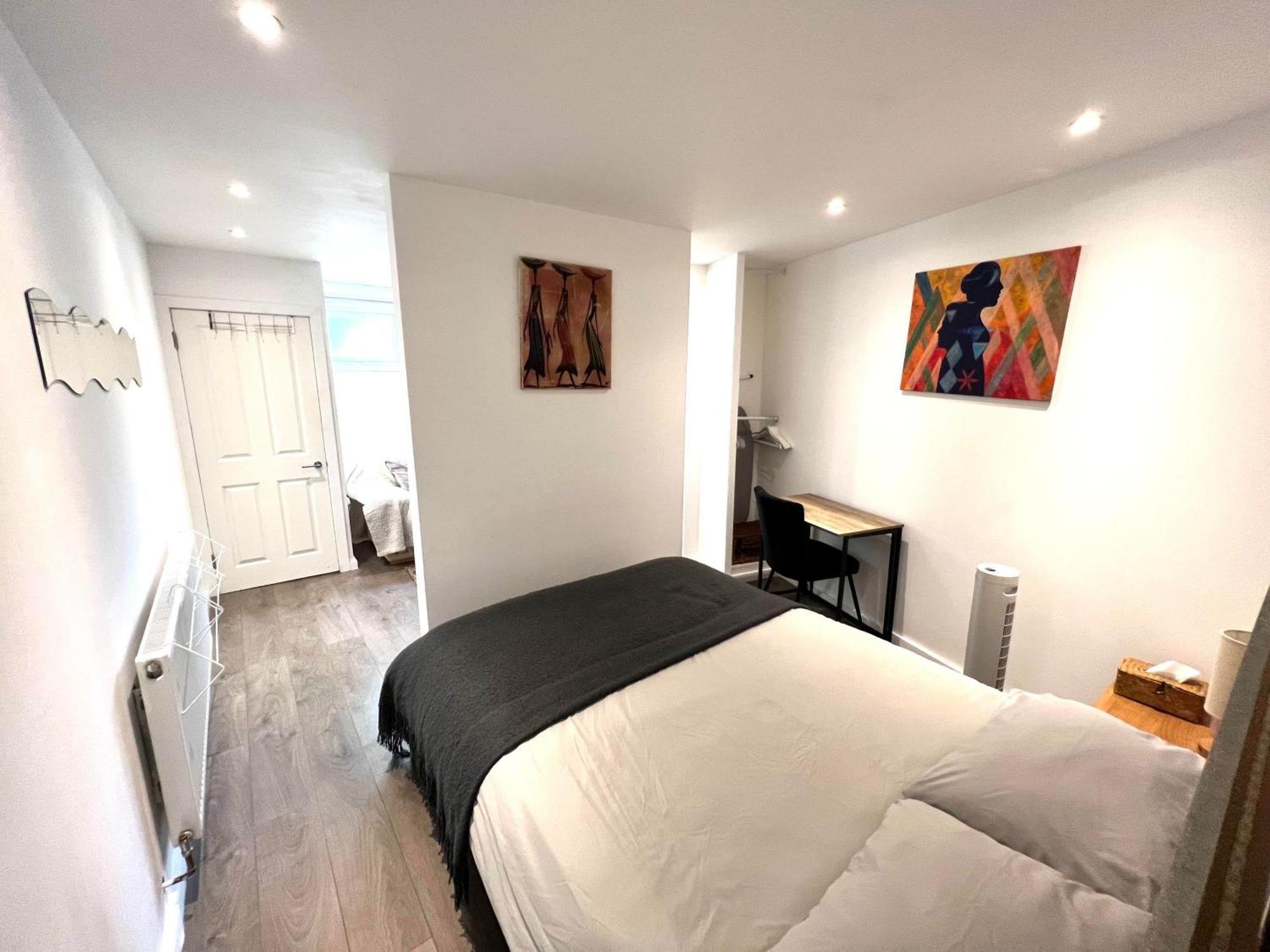 Modern Studio Apartment With Free Wifi London Luaran gambar